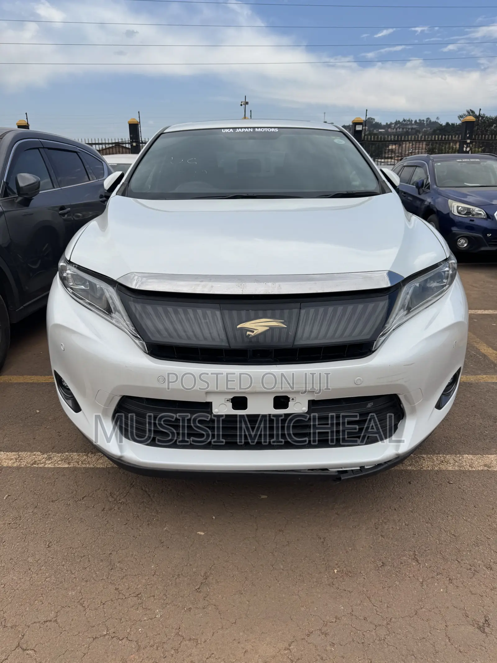 Toyota Harrier 2.0 2016 White