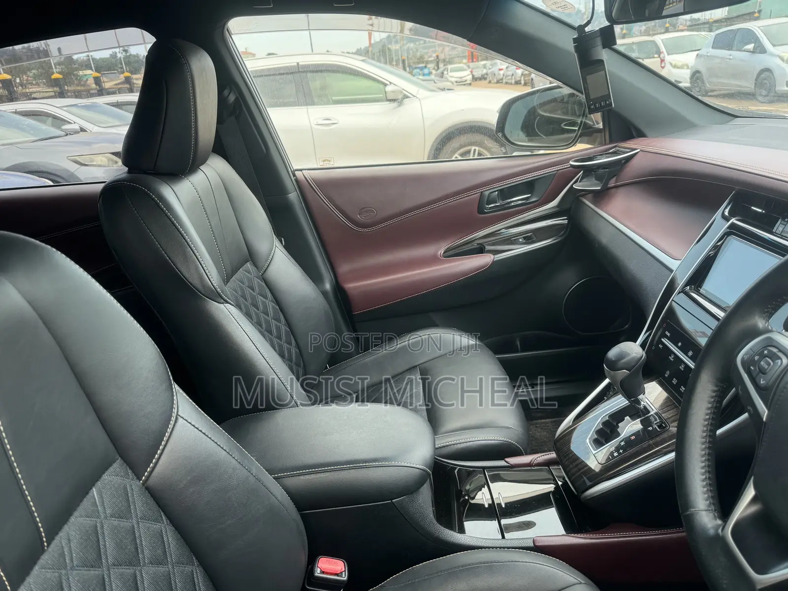 Toyota Harrier 2.0 2016 White