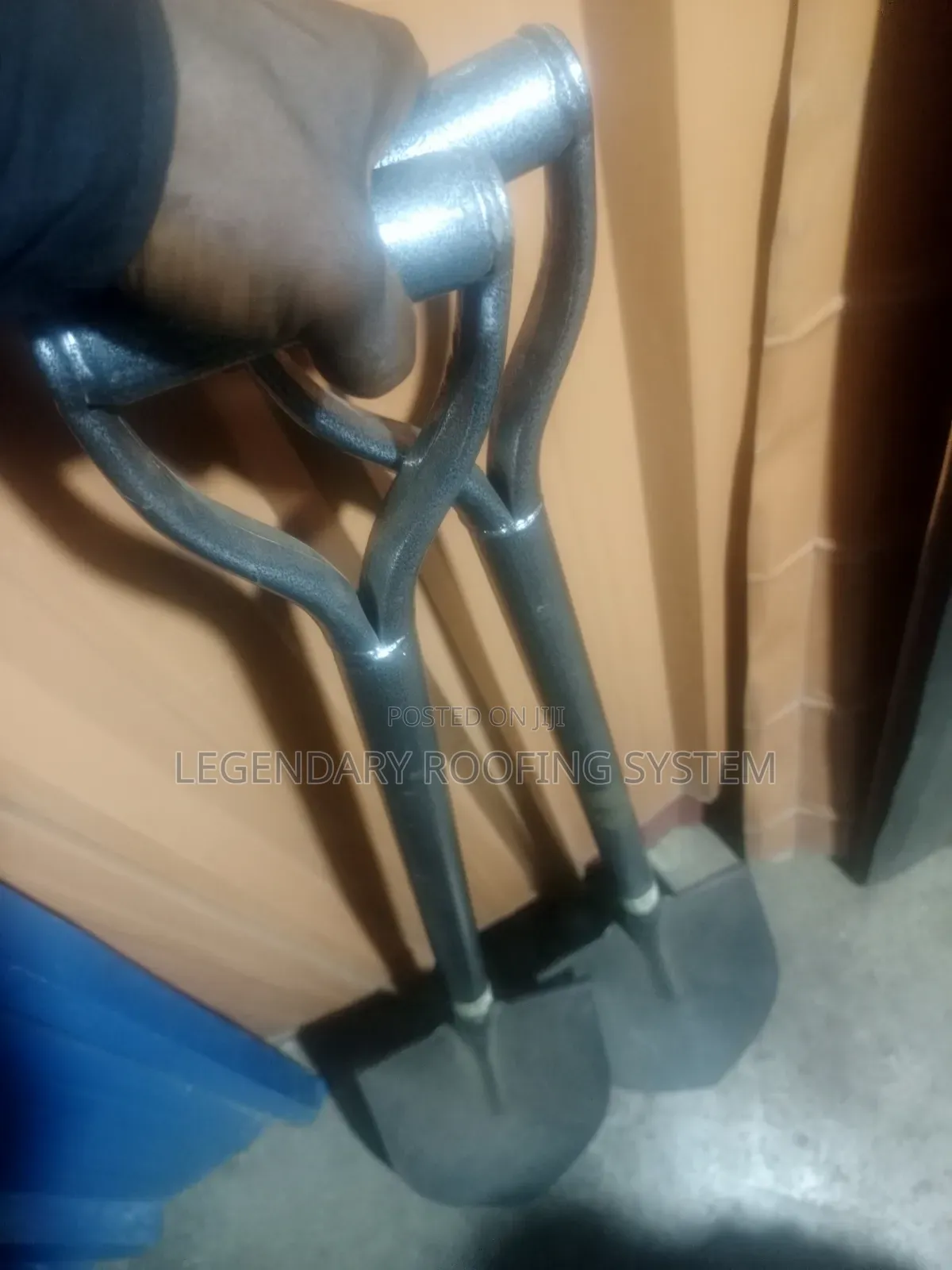 Metallic Spade Ekitiyo