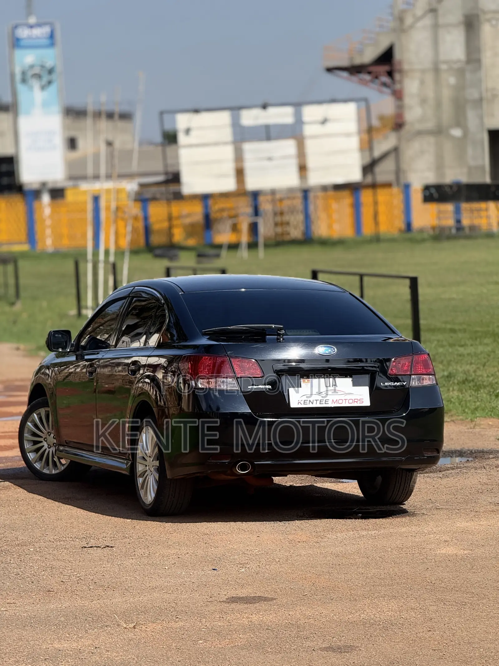 Subaru Legacy 2011 Black