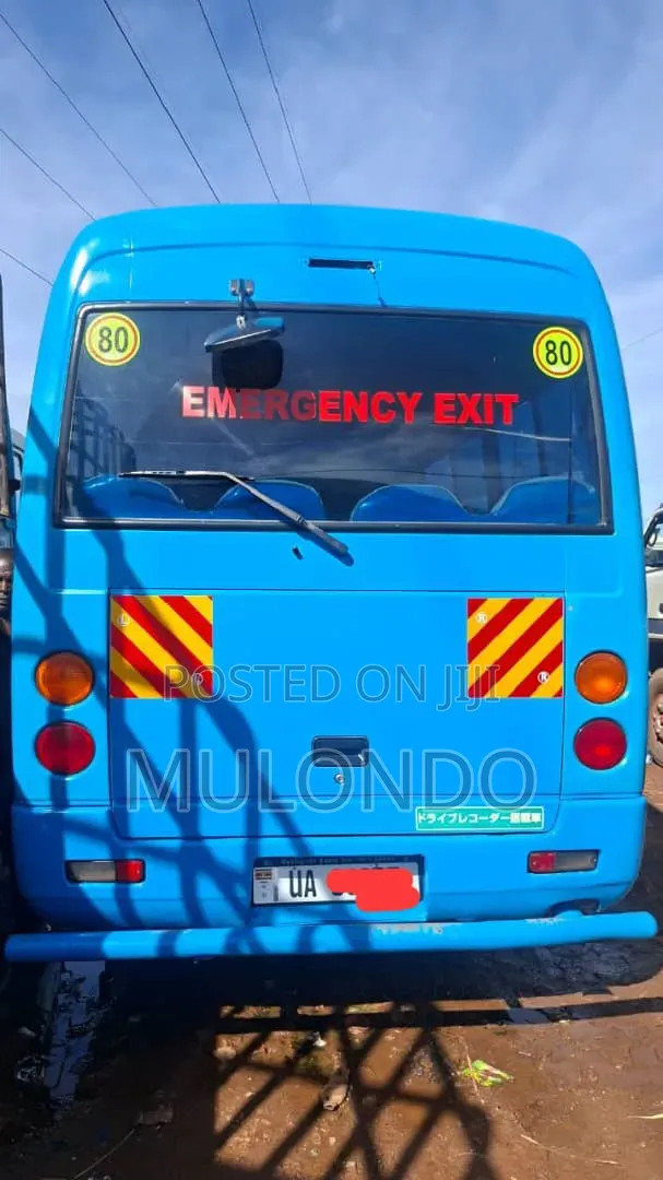 Mitsubishi Fuso Aero Bus 2014 Blue