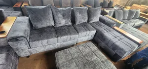 Plain L Chair With Fluffy Designs