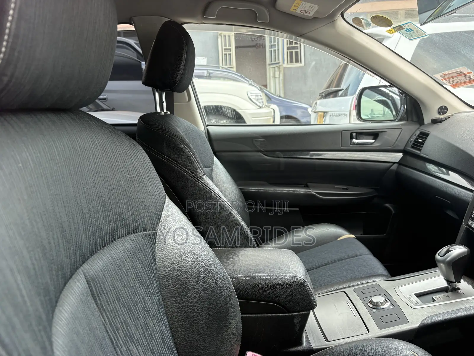 Subaru Legacy 2.5i Premium 2010