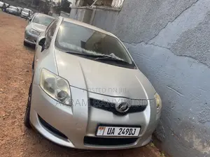 Toyota Auris 2009 Silver