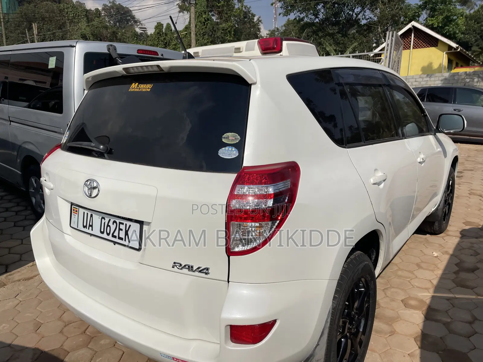 Toyota RAV4 2010 White