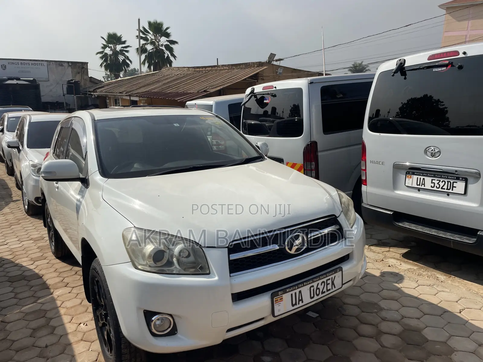 Toyota RAV4 2010 White