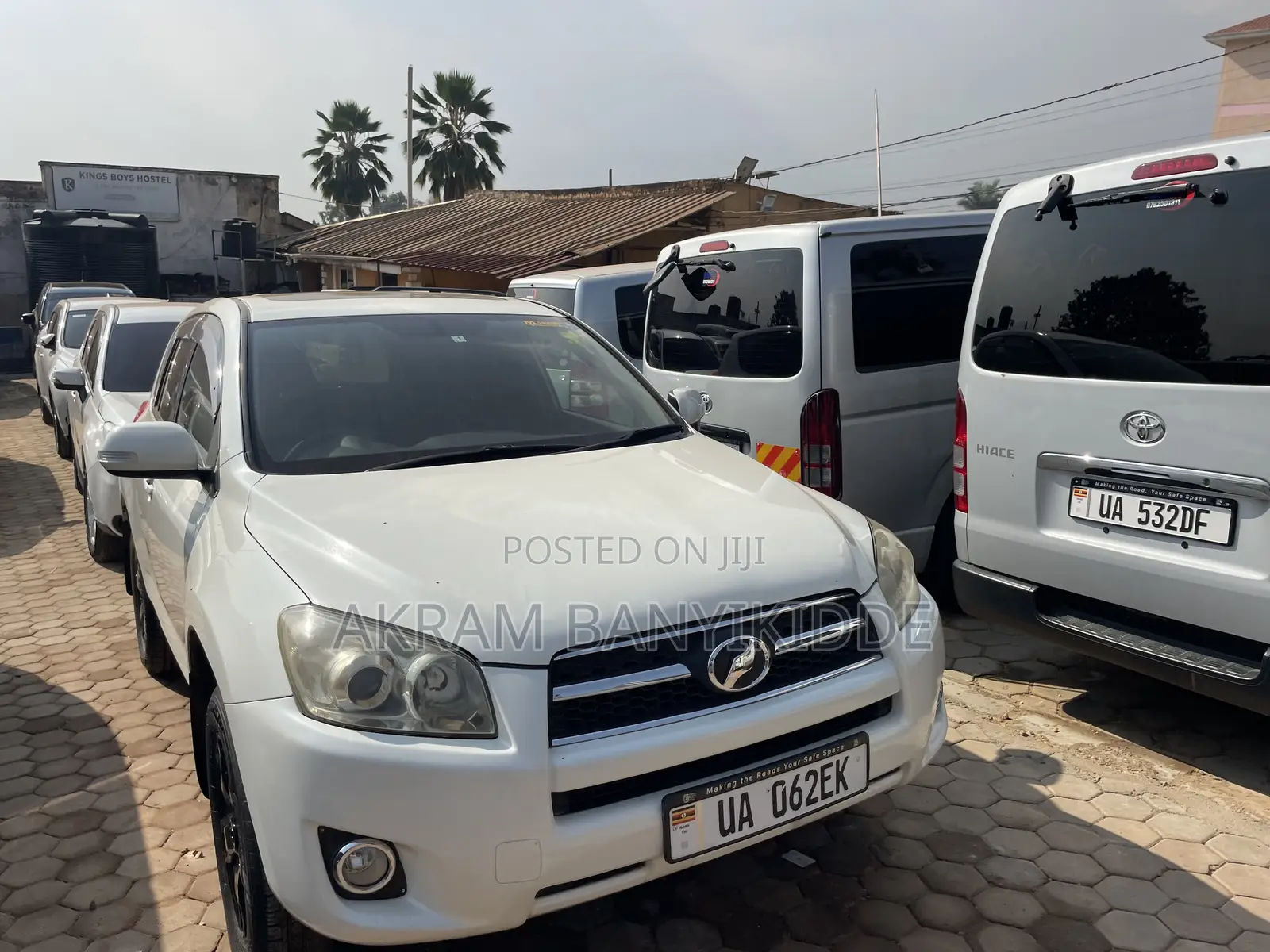 Toyota RAV4 2010 White
