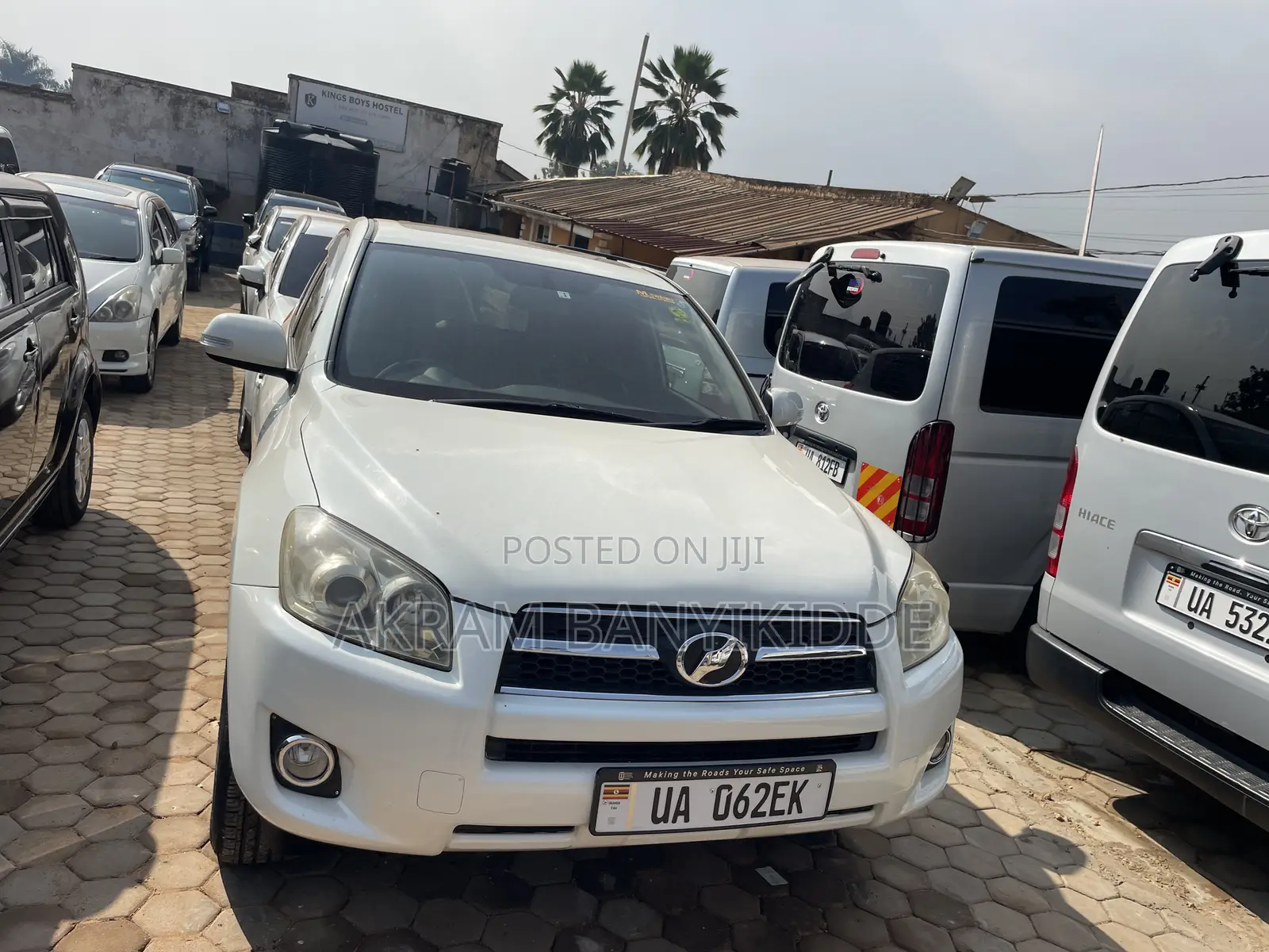 Toyota RAV4 2010 White