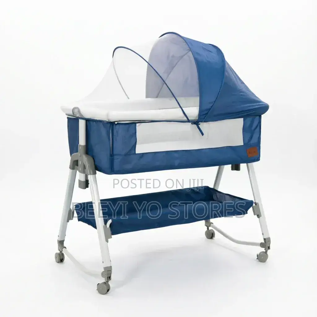 Portable Baby Bassinet Bedside Sleeper With Mosquito Net