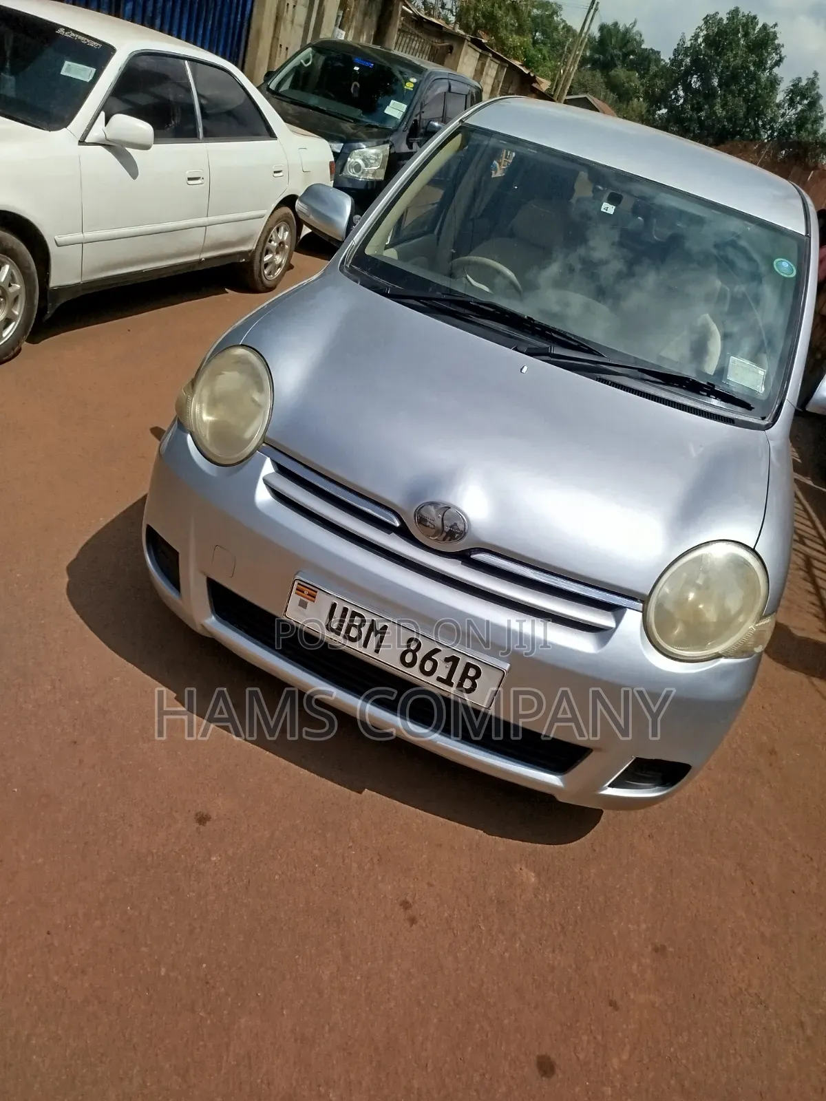 Toyota Sienta 2007 Silver