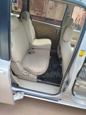 Toyota Sienta 2007 Silver