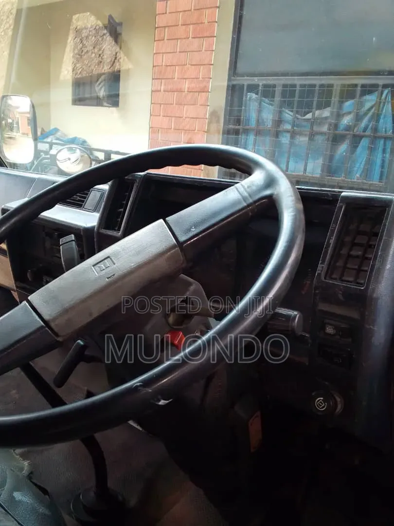 Isuzu Truck