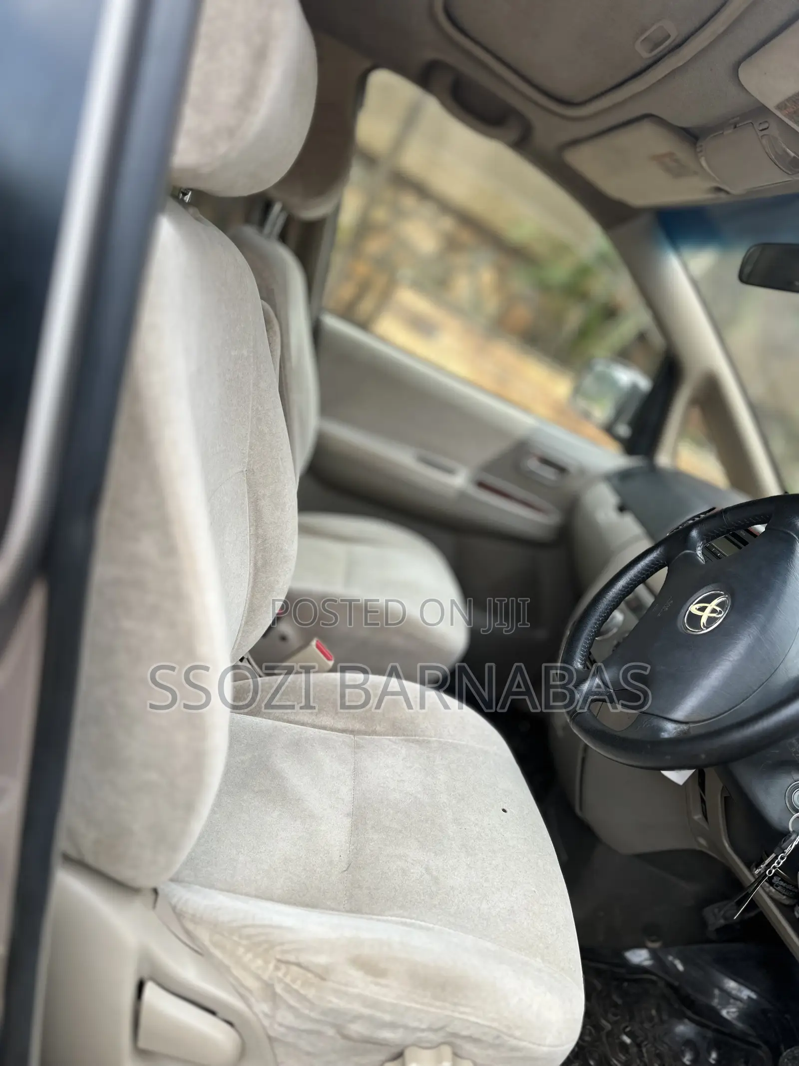 Toyota Noah 2003 Silver