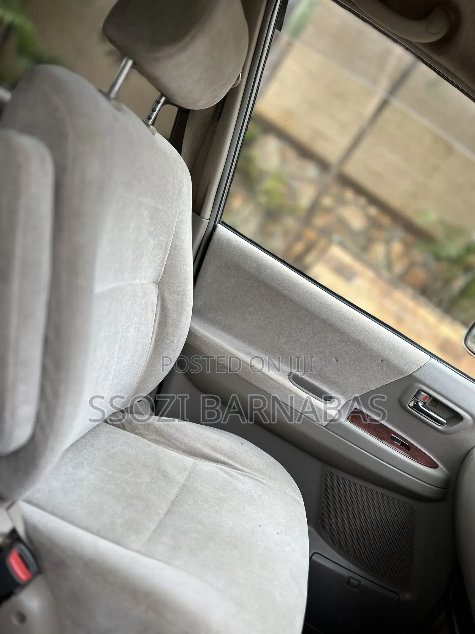 Toyota Noah 2003 Silver