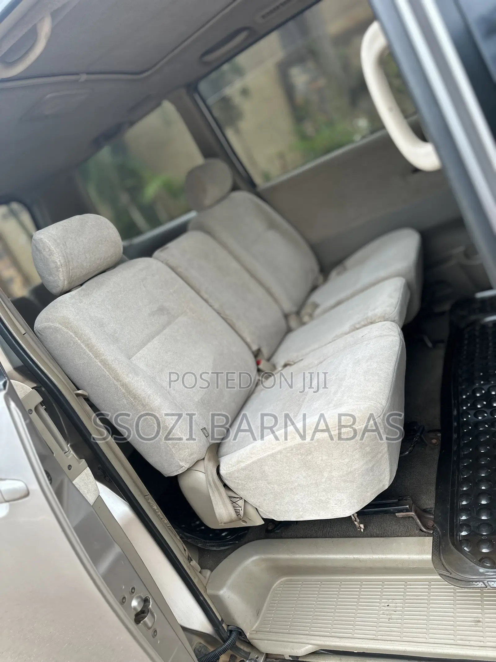 Toyota Noah 2003 Silver