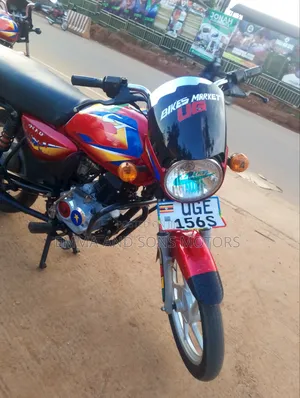 Bajaj Boxer 125 2024 Red