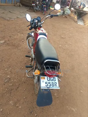 Bajaj Boxer 100 2024 Red