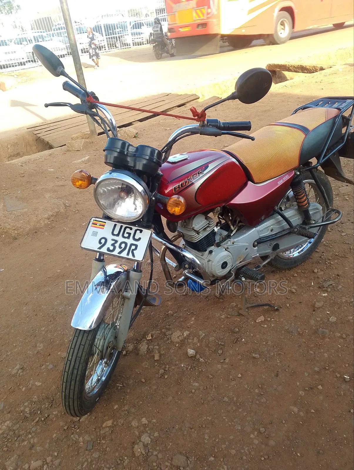Bajaj Boxer 100 2024 Red