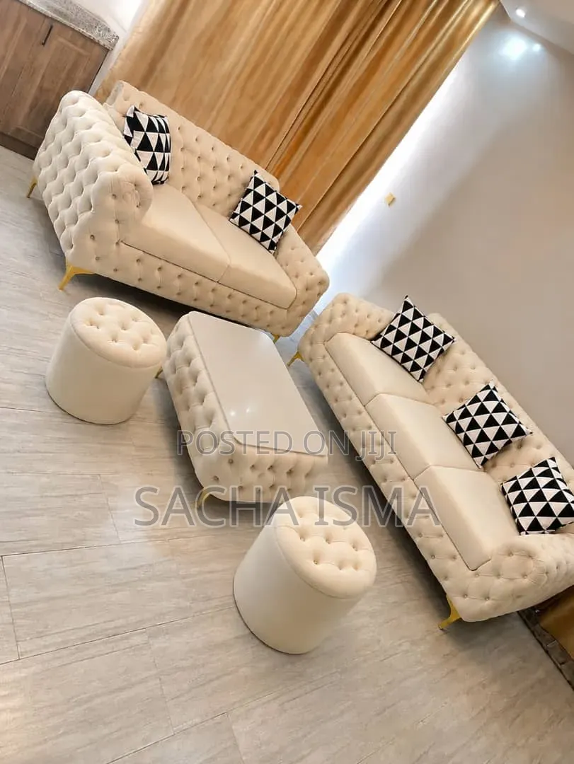 Sofas in Every Shape and Sizes