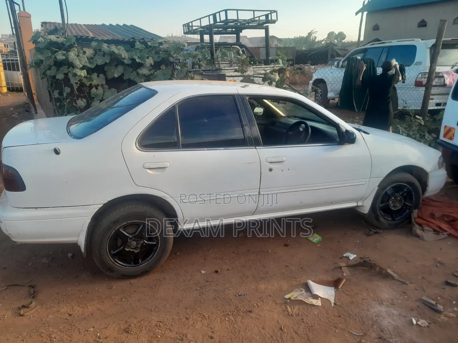 Nissan Sunny 1995 White