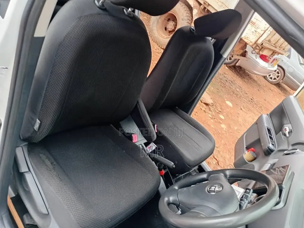 Toyota Rumion 1.5 FWD 2023 White