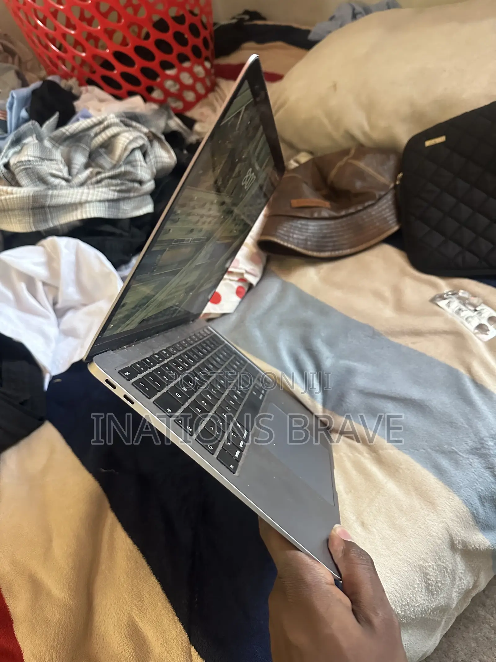 Laptop Apple MacBook Air 2020 8GB Intel Core i5 SSD 512GB