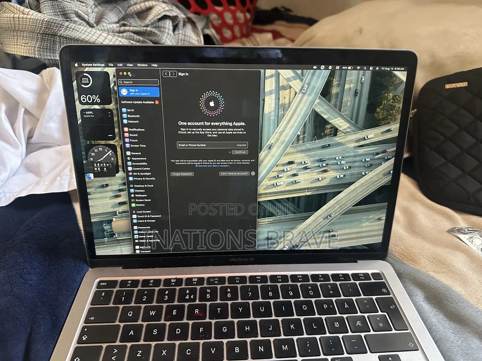 Laptop Apple MacBook Air 2020 8GB Intel Core i5 SSD 512GB