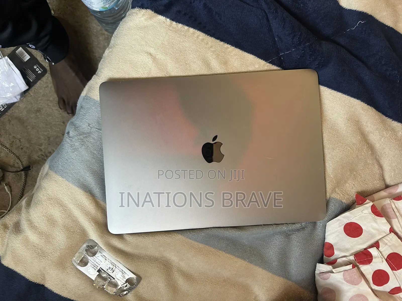 Laptop Apple MacBook Air 2020 8GB Intel Core i5 SSD 512GB