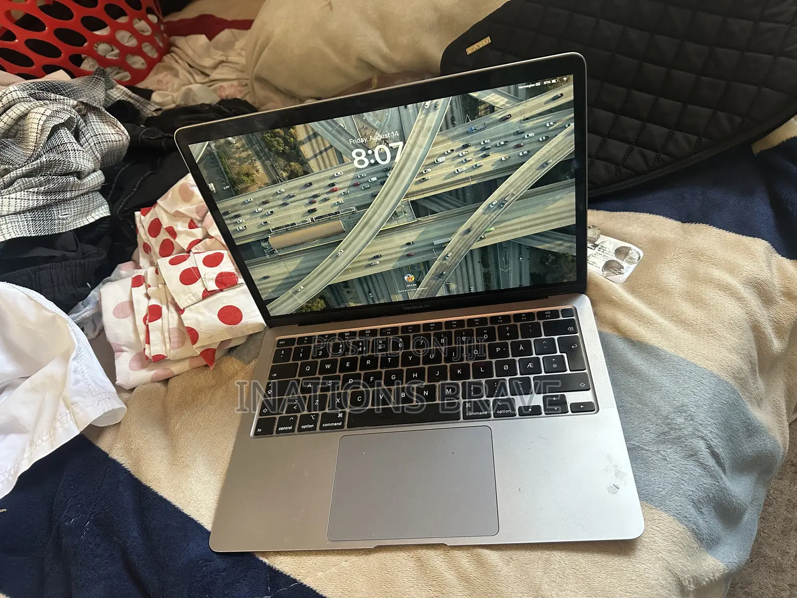 Laptop Apple MacBook Air 2020 8GB Intel Core i5 SSD 512GB