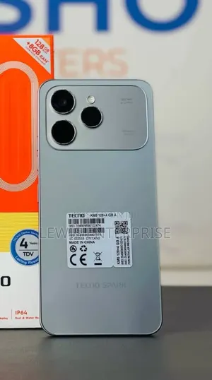 New Tecno Spark 40 128 GB Gray