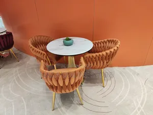 Round Dinning Table Set
