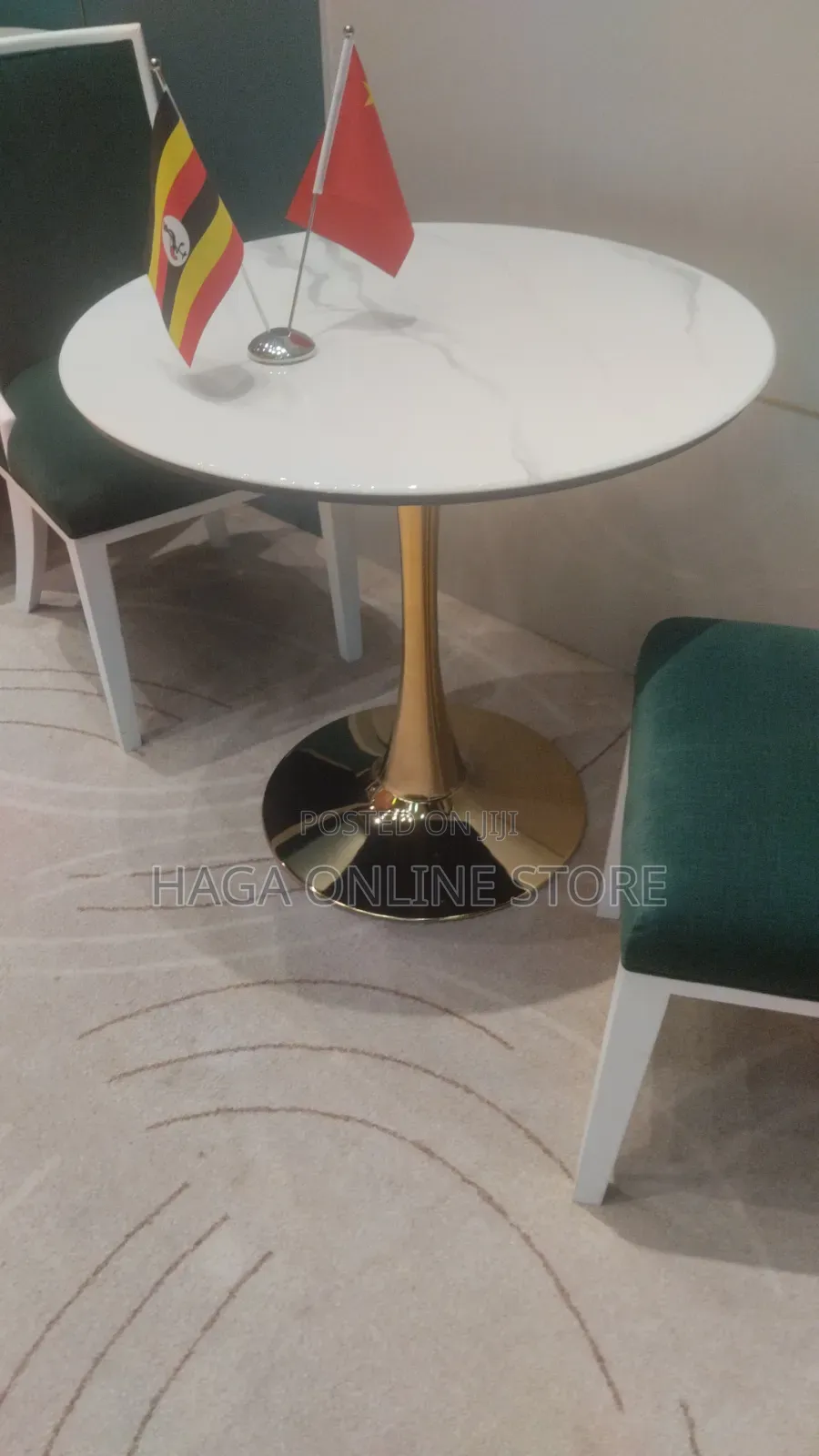 Round Dinning Table Set
