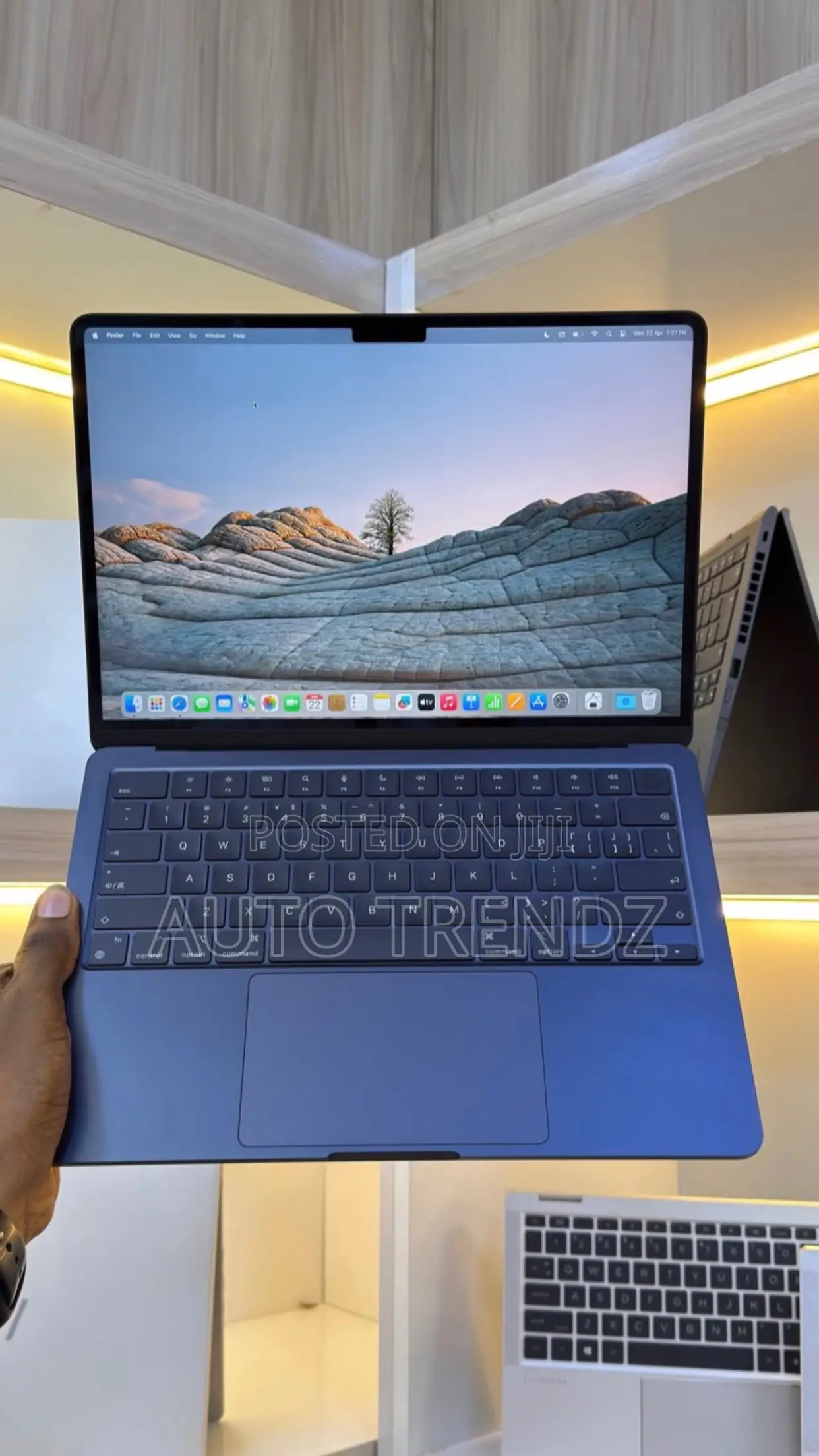 Laptop Apple MacBook Air 2022 M2 16GB Apple M2 SSD 256GB