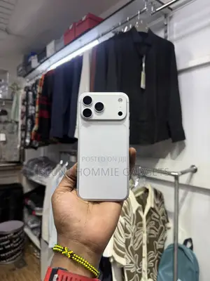 Apple iPhone 17 Pro Max 256 GB Silver