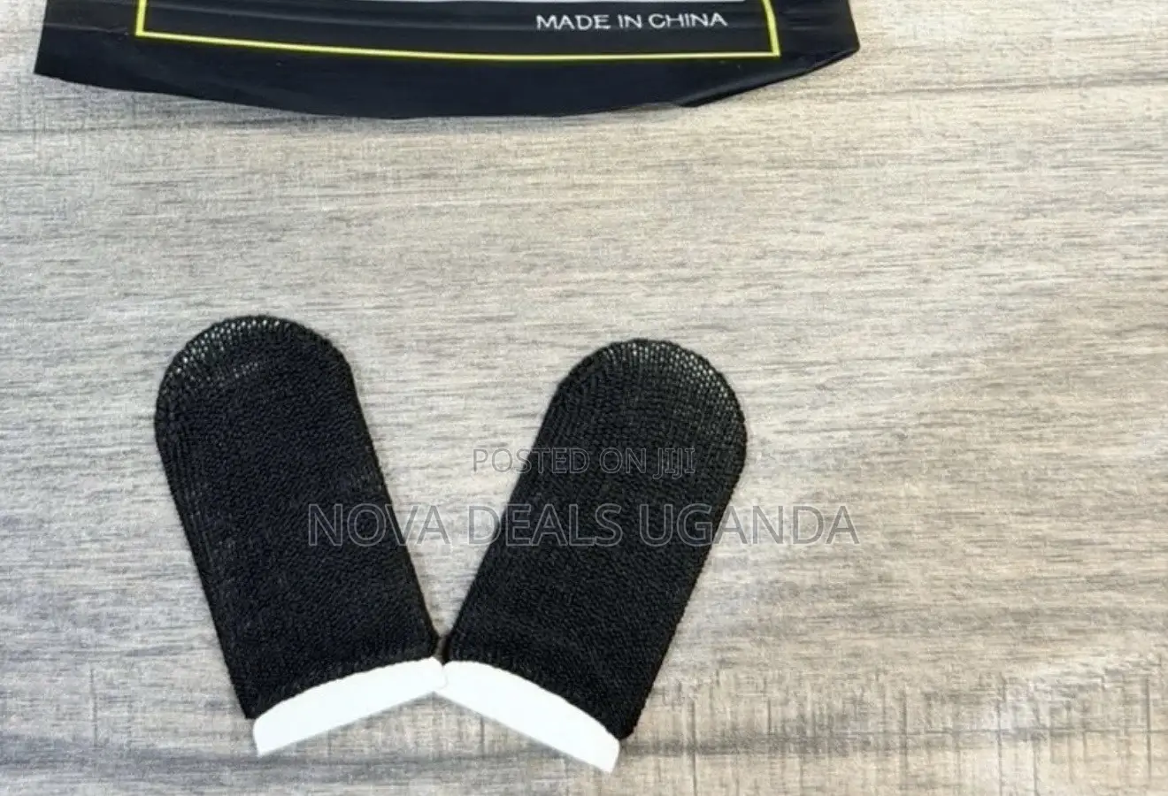 YHT Gaming Finger Sleeves for Mobile Phone Gaming