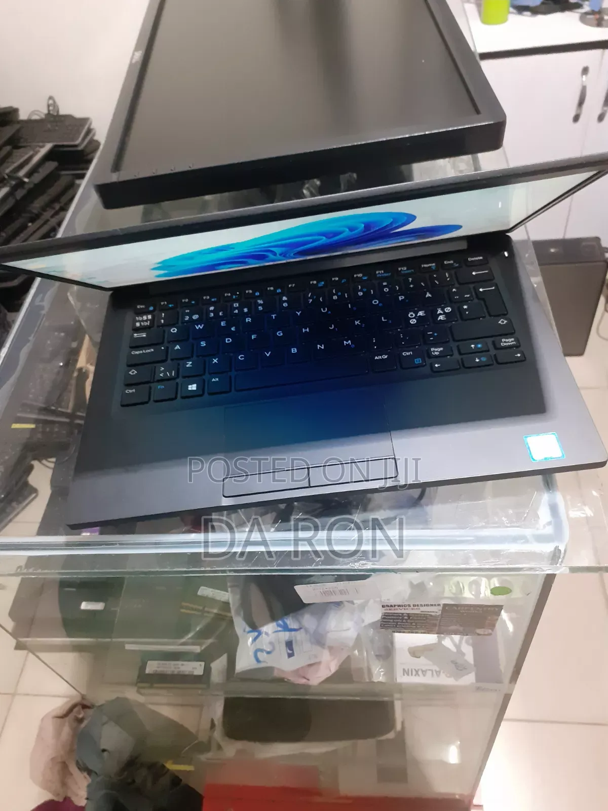 Laptop Dell Latitude 7390 8GB Intel Core i5 SSD 256GB