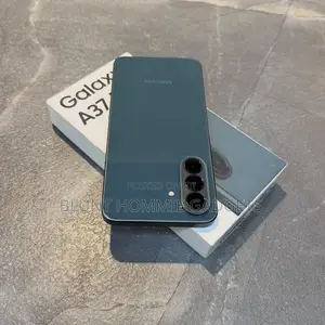 New Samsung Galaxy A37 128 GB Green
