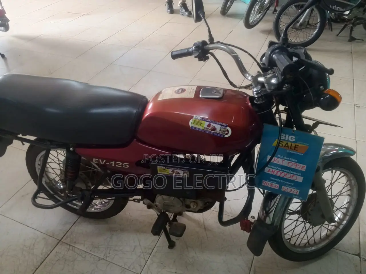 Bajaj Boxer 100 2024 Red