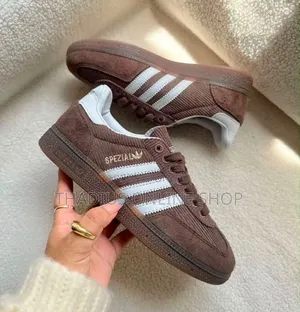 Classic Original Adiddas Samba Shoes