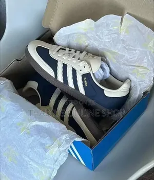 Classic Original Adiddas Samba Shoes