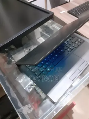 Laptop Dell Latitude 7390 8GB Intel Core i5 SSD 256GB