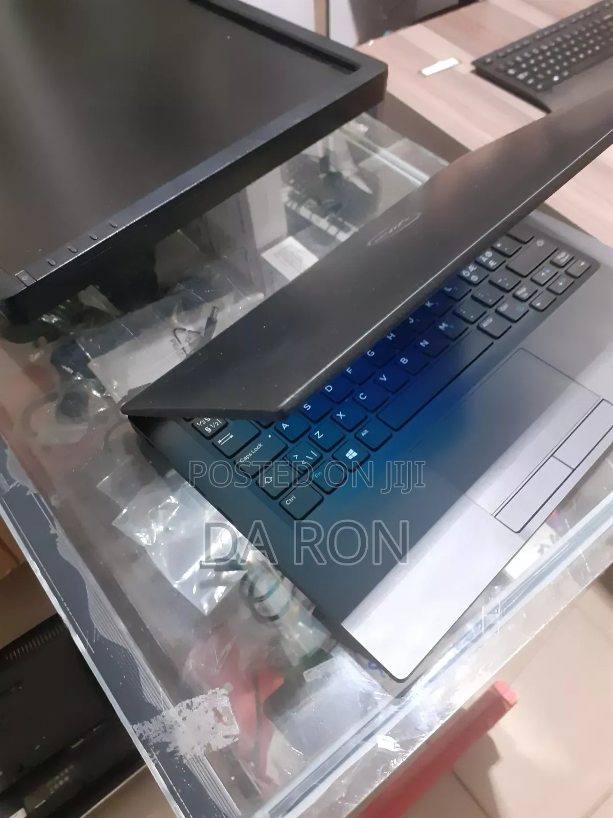 Laptop Dell Latitude 7390 8GB Intel Core i5 SSD 256GB