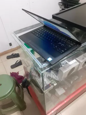 Laptop Dell Latitude 7390 8GB Intel Core i5 SSD 256GB