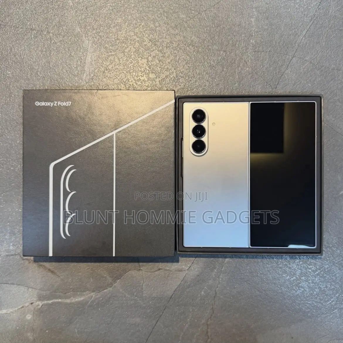 New Samsung Galaxy Z Fold7 512 GB Silver