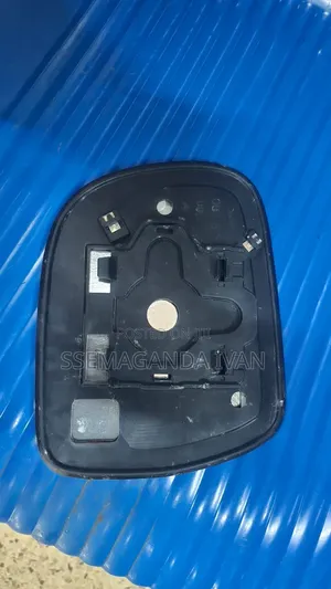 Harrier Model 2012 Original Side Mirror Plate