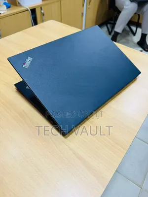 New Laptop Lenovo ThinkPad X280 8GB Intel Core i5 SSD 256GB