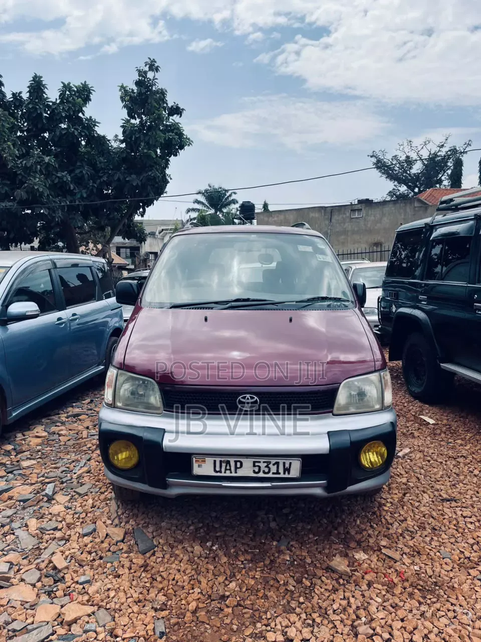 Toyota Noah 2001 Red