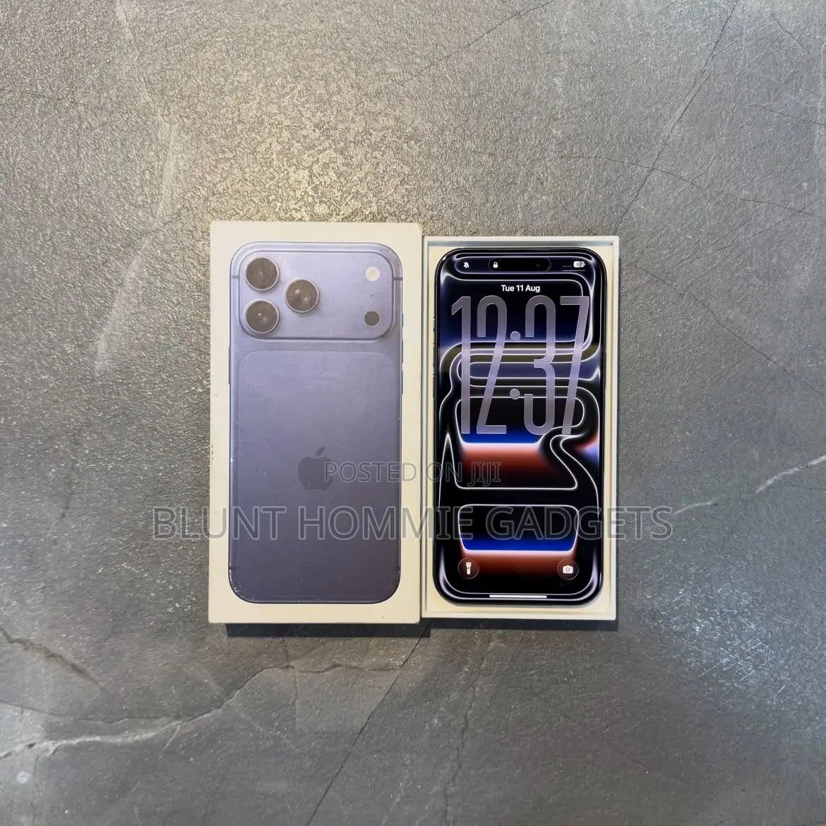 New Apple iPhone 17 Pro Max 256 GB Blue