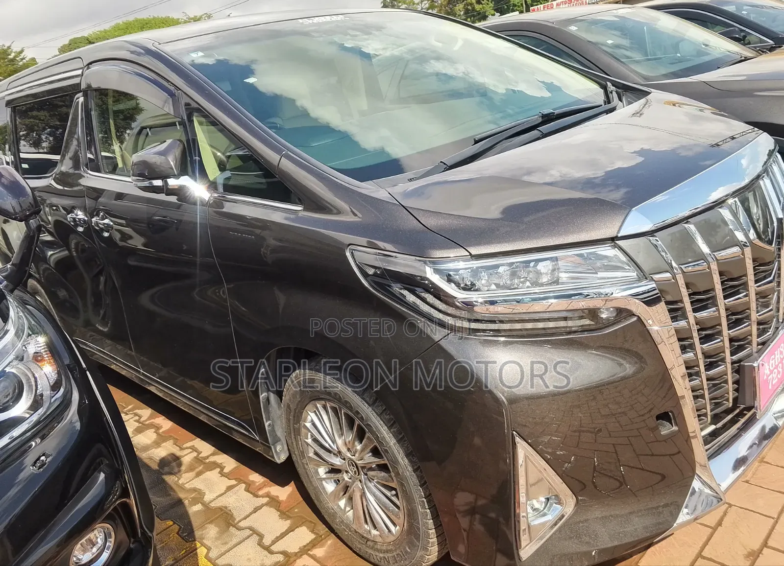 Toyota Alphard 2020 Gray