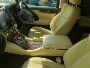 Toyota Alphard 2020 Gray